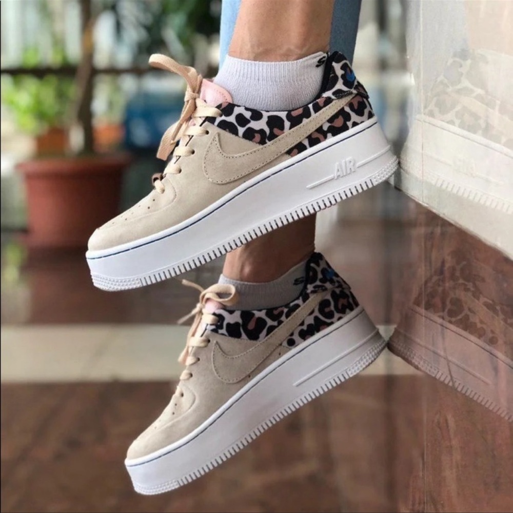 Nike Air Force 1  Sage Low Animal Pack